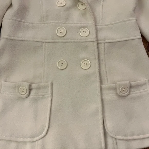Women's Cream Double-Breasted Coat - Picture 4 of 11